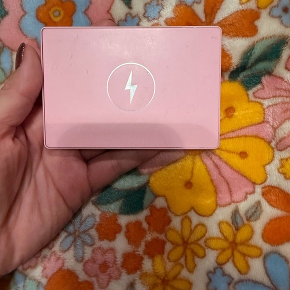 CLUTCH Charger - Picture 2 of 3